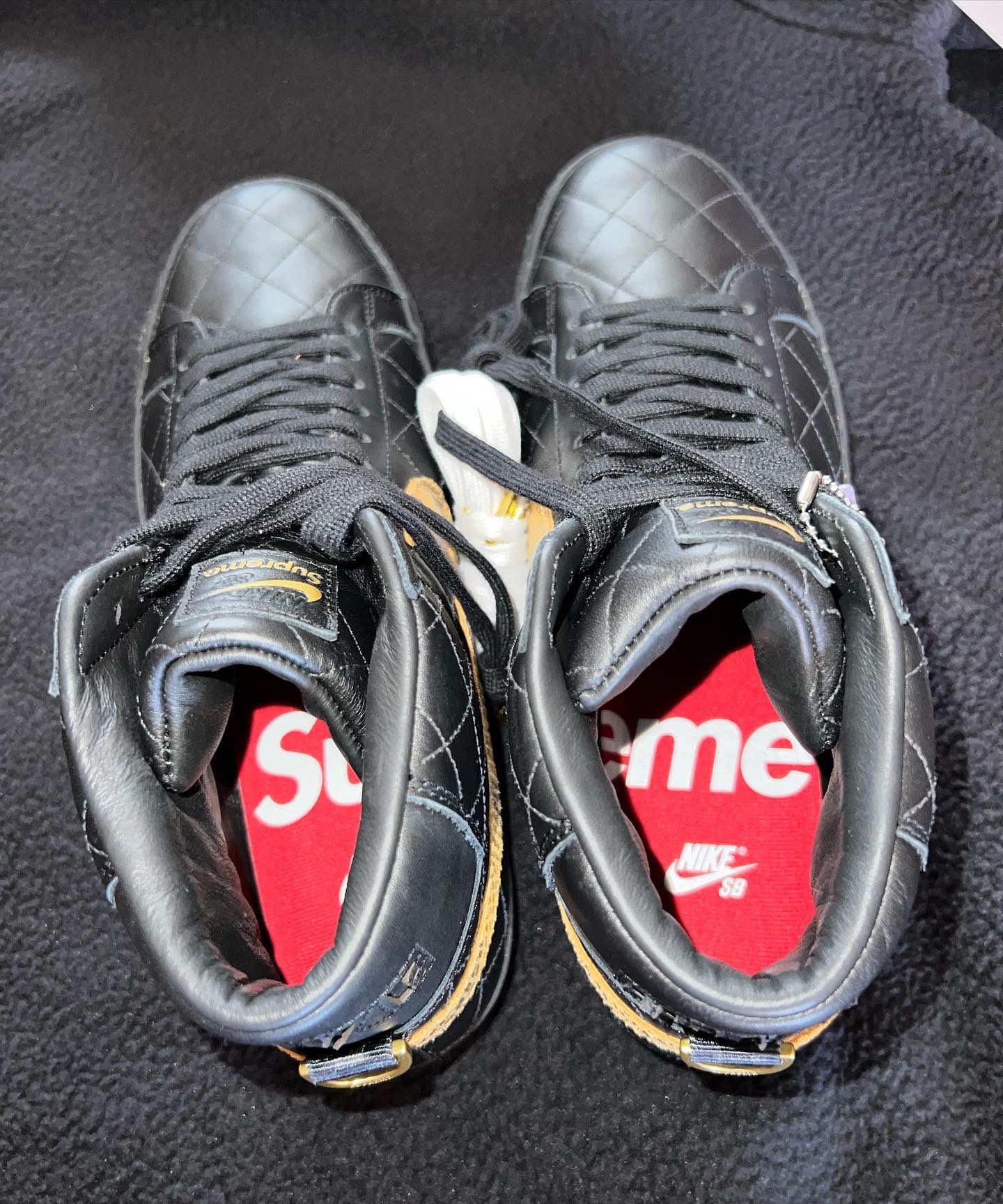Supreme × Nike SB Blazer Mid 27cm