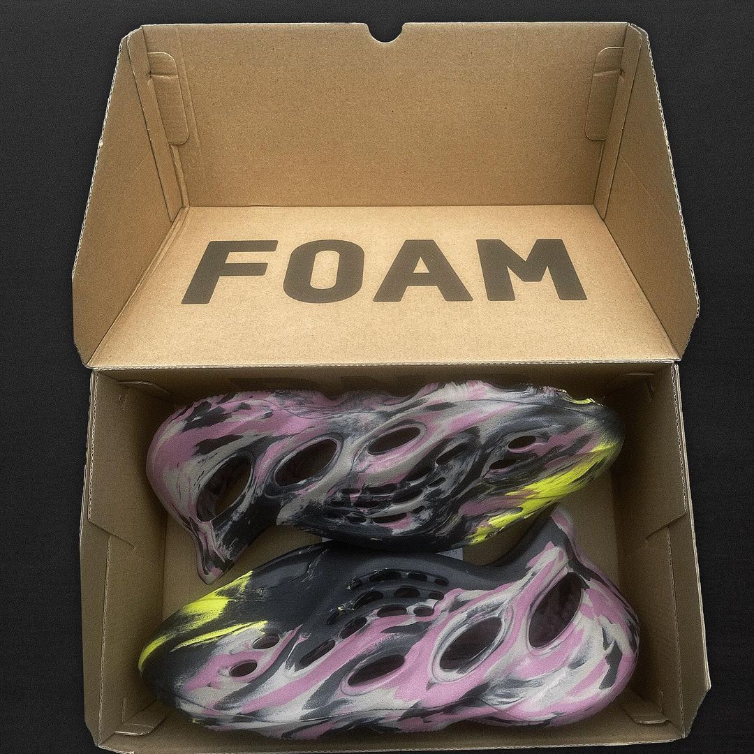 adidas Yeezy Foam Runner MX Carbon Release Date 2