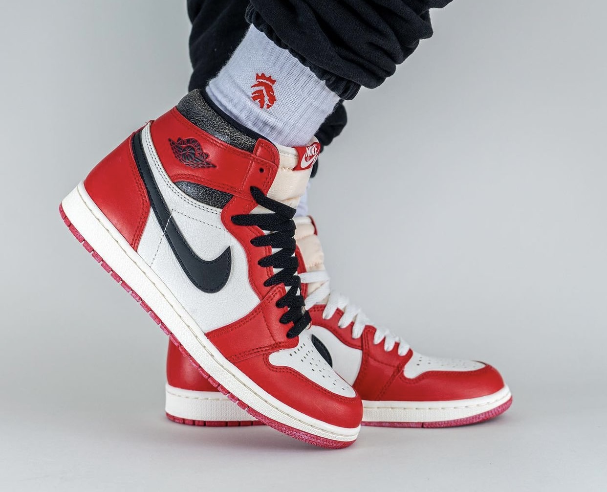 Air Jordan 1 Lost and Found DZ5485-612 Release Date On-Feet
