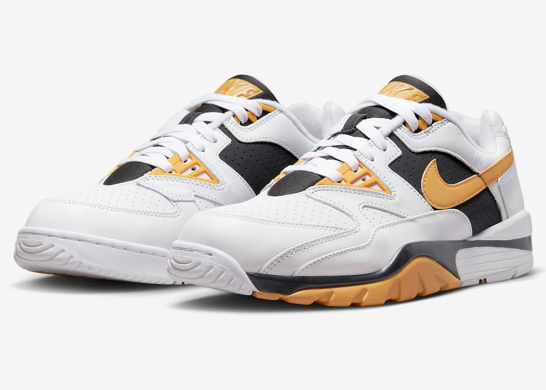 Nike Air Cross Trainer 3 Low Surfaces in Steelers Colors