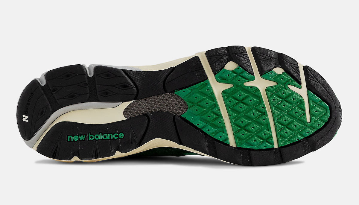 New Balance a commercialisé la 2ème version de la New Balance 574 Made in USA Green Yellow M990GG3 Release Date