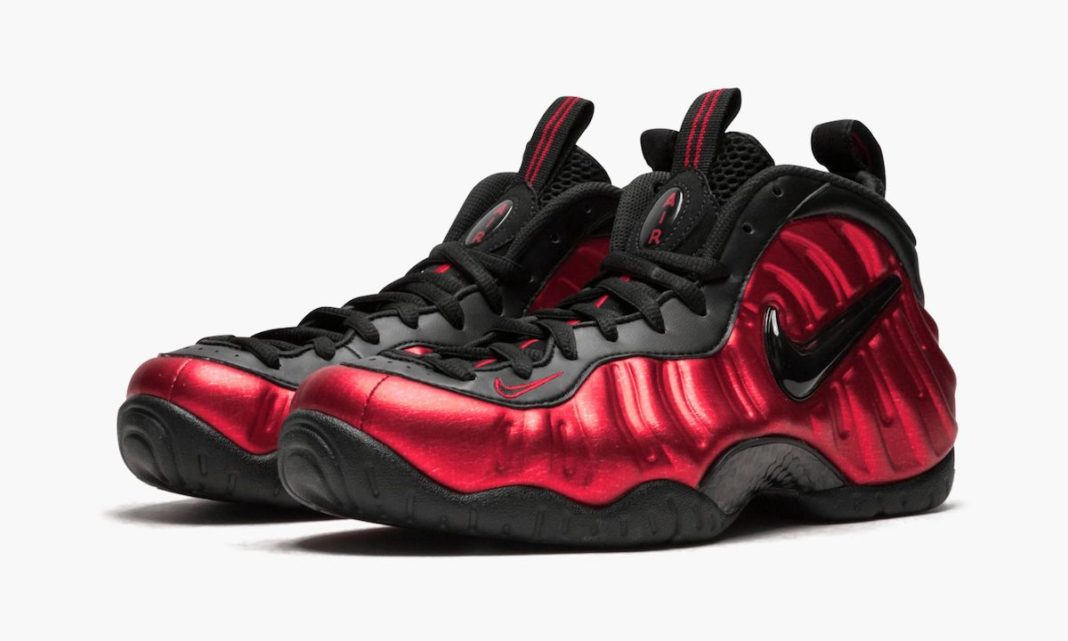 Nike Air Foamposite Pro University Red vs Hyper Cobalt Comparison SBD