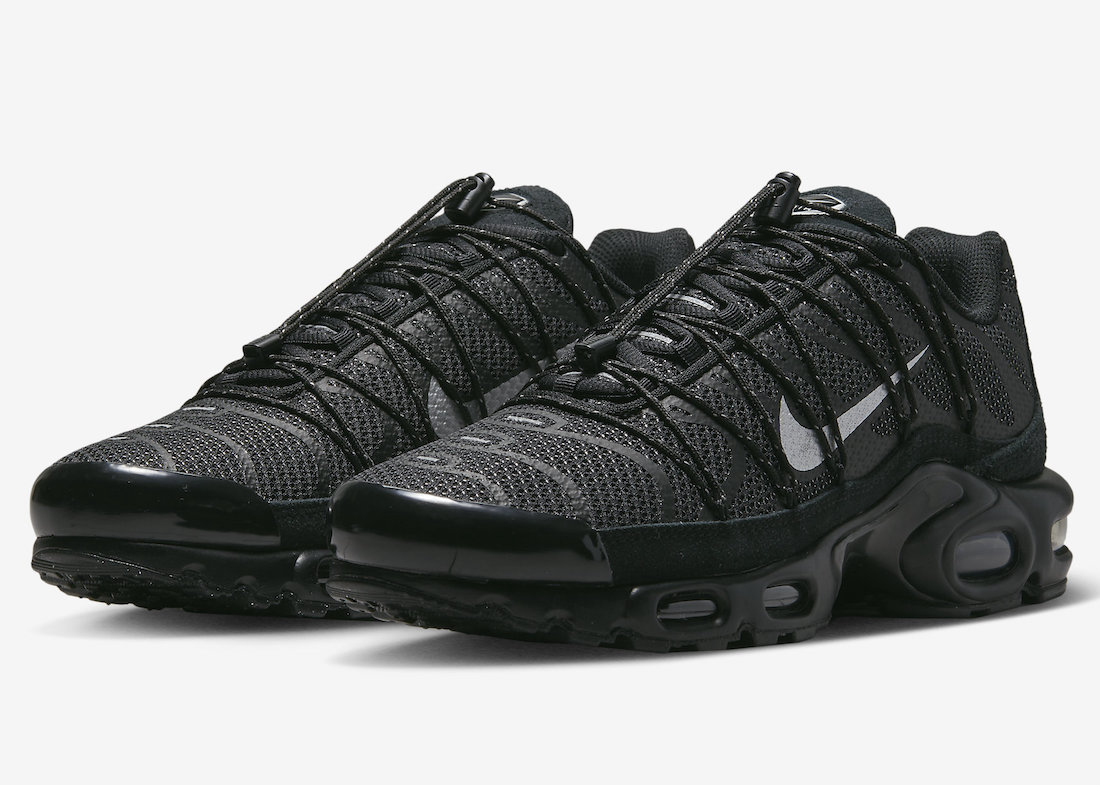 Nike Air Max Plus “Black Reflective” Equipped With Toggle Lacing