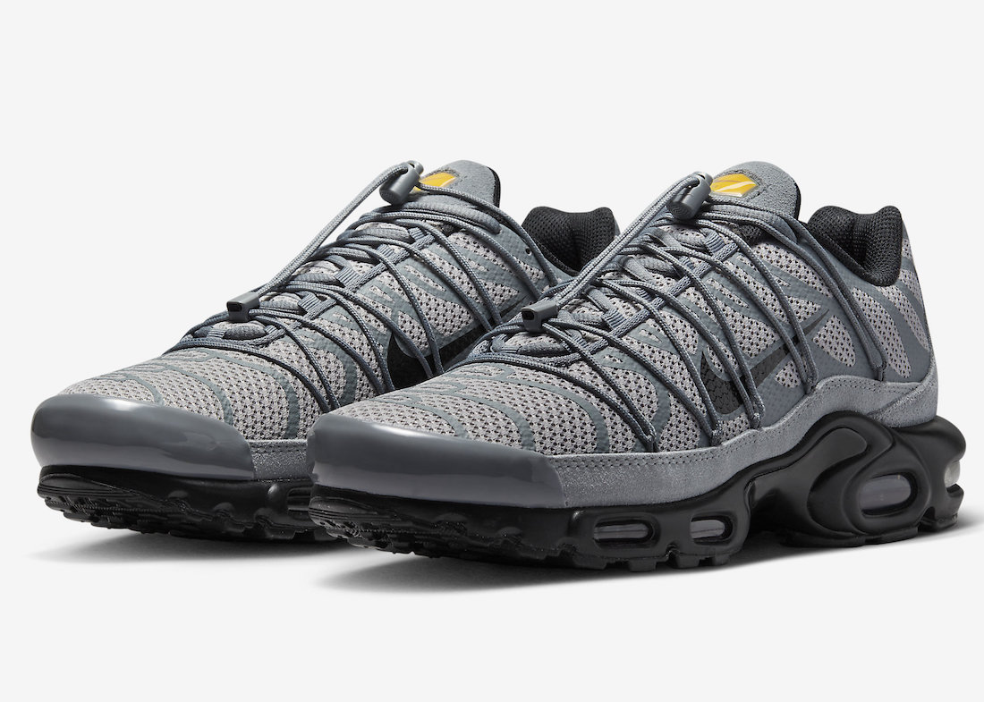 Nike Air Max Plus “Grey Reflective” Comes With Toggle Lacing