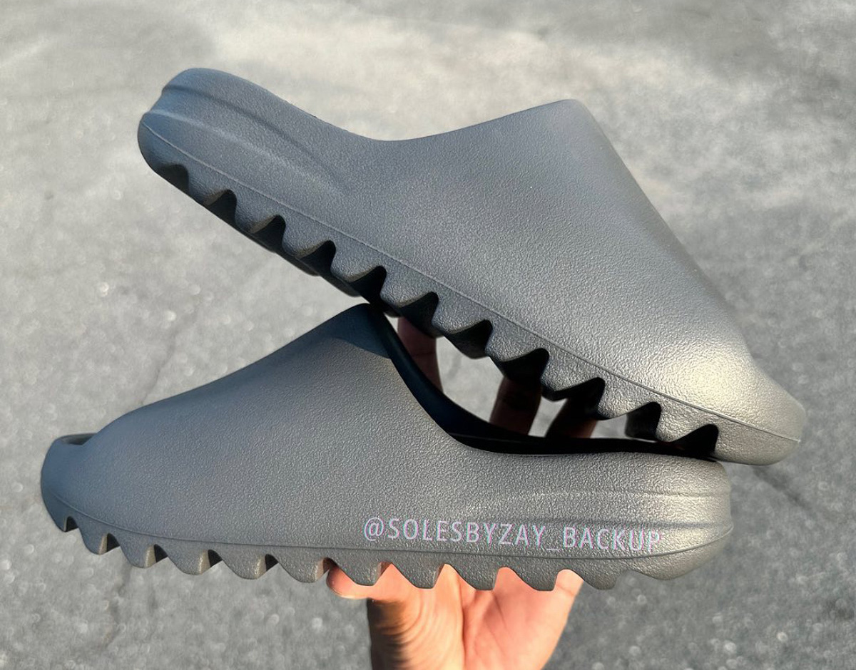 adidas Yeezy Slide Granite ID4132 Release Date