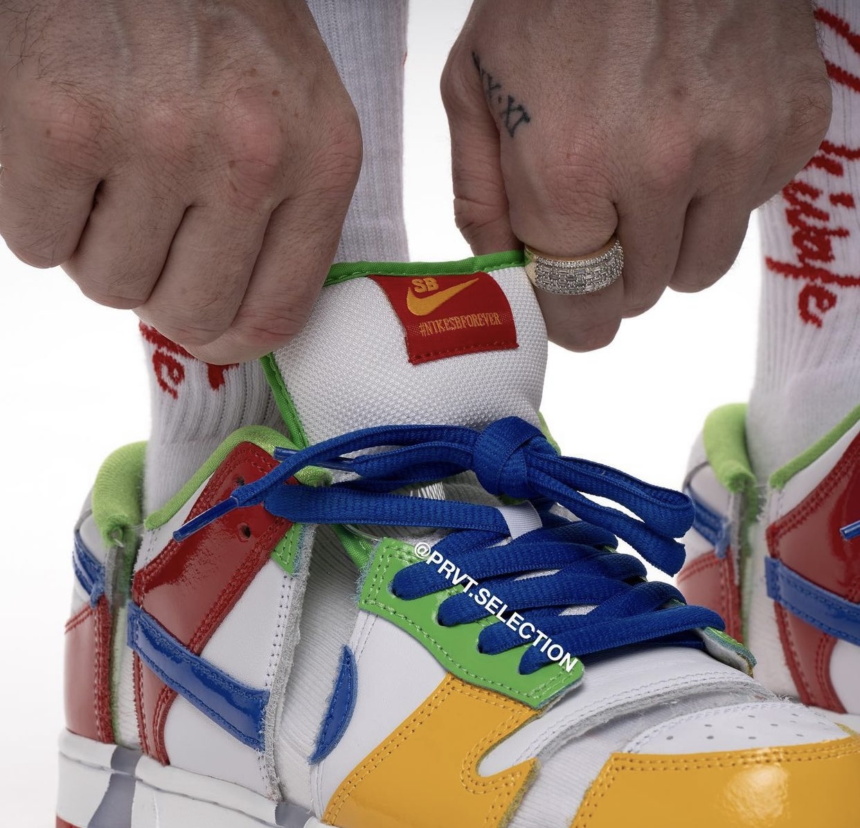 eBay Nike SB Dunk Low Sandy Bodecker Release Date On-Feet