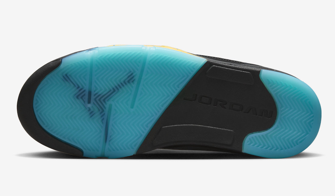 Air Jordan 1 Mid 'BHM' Aqua DD0587-047 Release Date Outsole