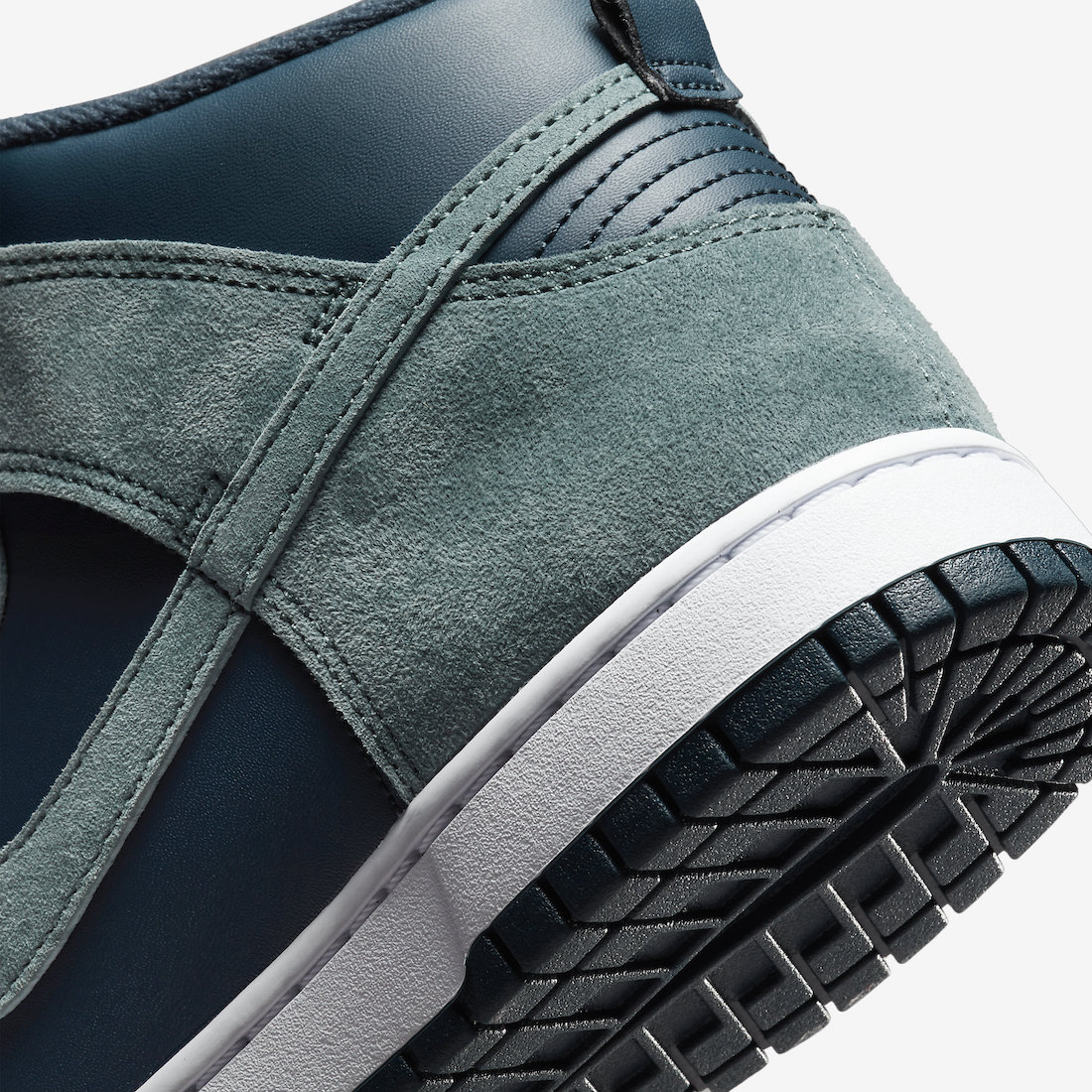 Nike Dunk High Armory Navy Mineral Slate DQ7679-400 Release Date | SBD