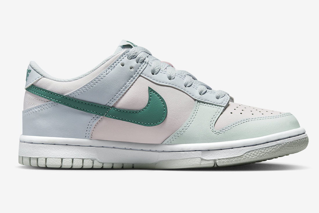 Nike Dunk Low GS Football Grey Mineral Teal Pearl Pink FD1232-002 Release Date