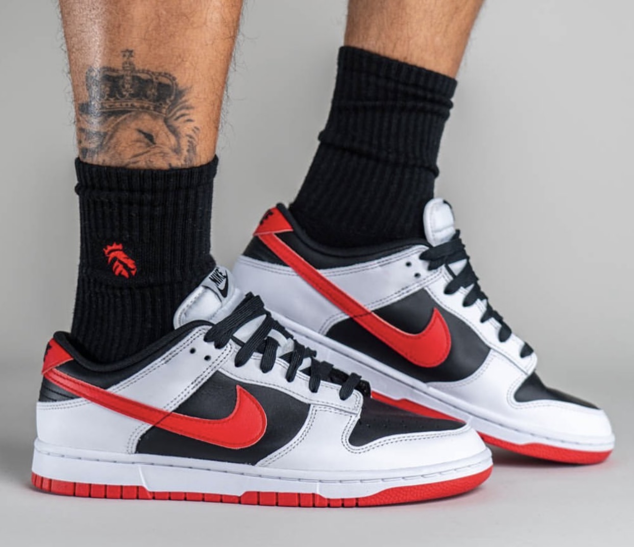Nike Dunk Low White Red Black Release Date