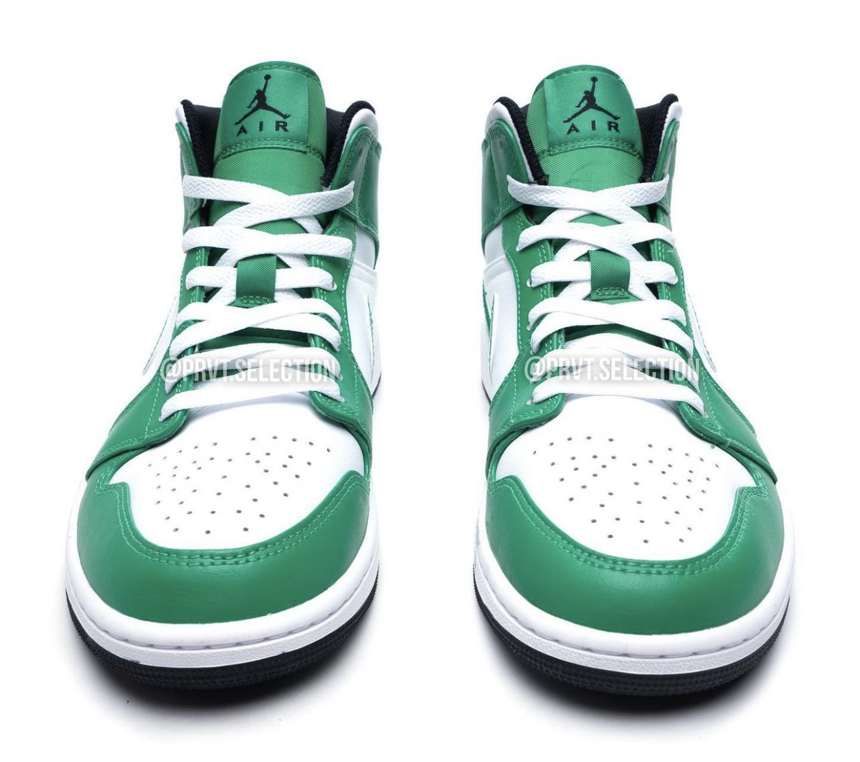Air Jordan 1 Mid 'Lucky Green' 11