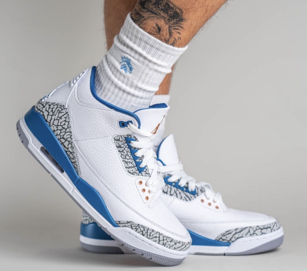 Air Jordan 3 Wizards PE CT8532-148 Release Date On-Foot Lateral