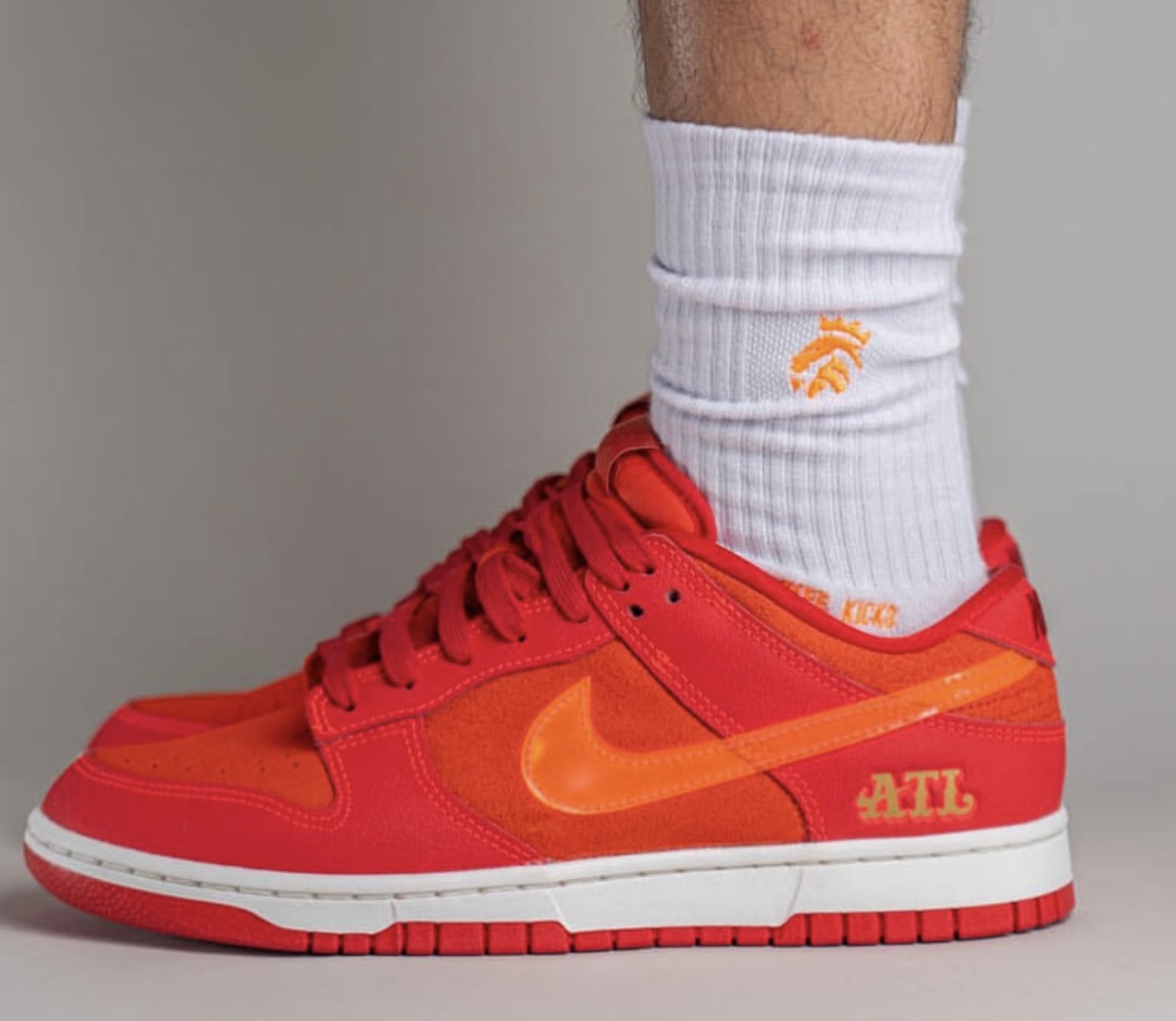 Nike Dunk Low ATL Atlanta FD0724-657 Release Date On-Feet Lateral