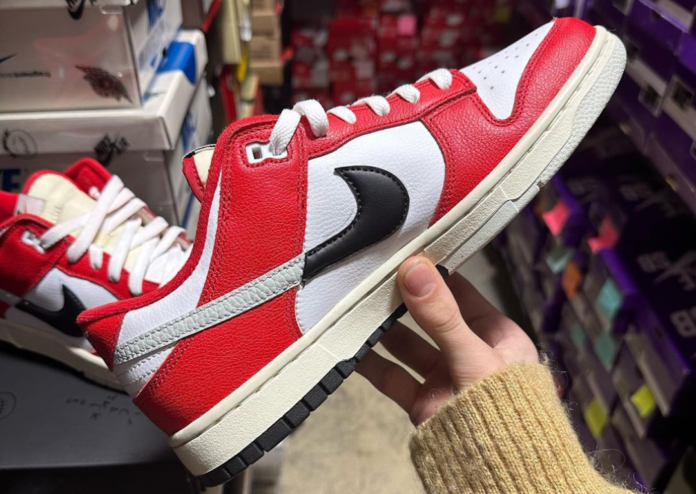dunk low chicago release date