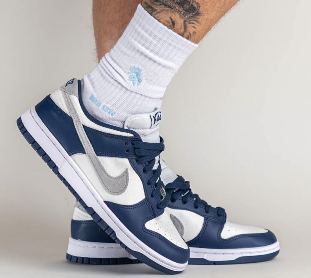 Nike Dunk Low Midnight Navy FD9749-400 Release Date On-Feet Lateral