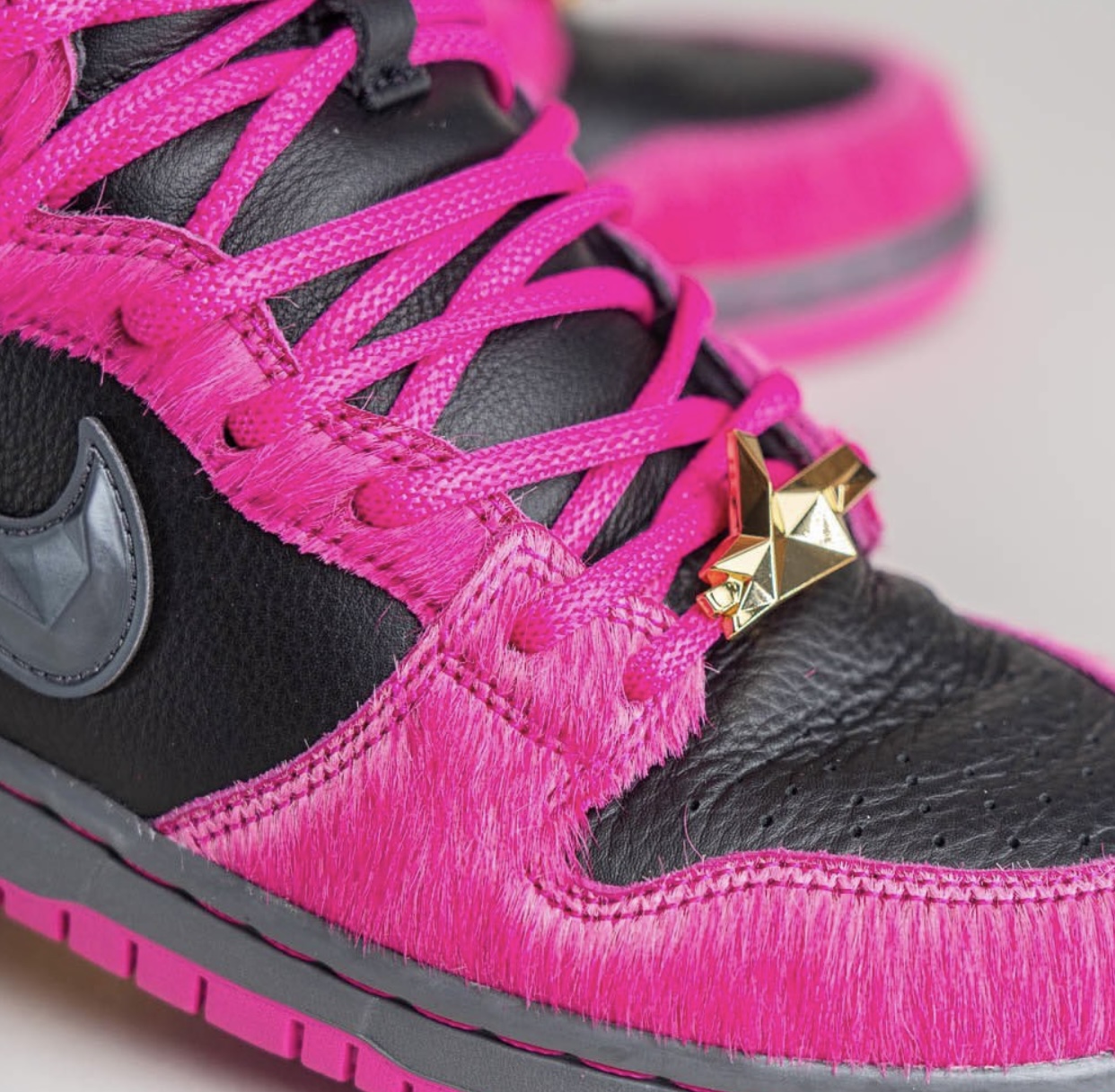 Run The Jewels Nike SB Dunk High DX4356-600 Release Date On-Feet Lace Lock