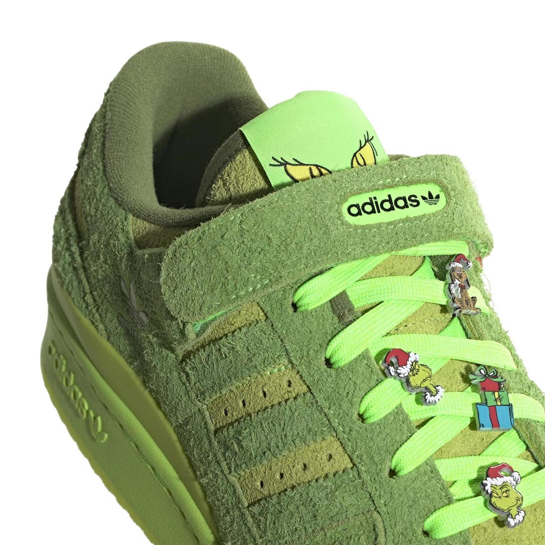adidas Forum Low Grinch HP6772 Release Date Tongue