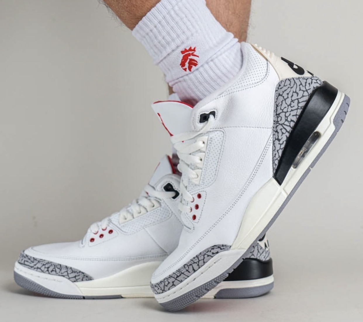 Air Jordan 3 White Cement Reimagined DN3707-100 Release Date On-Foot