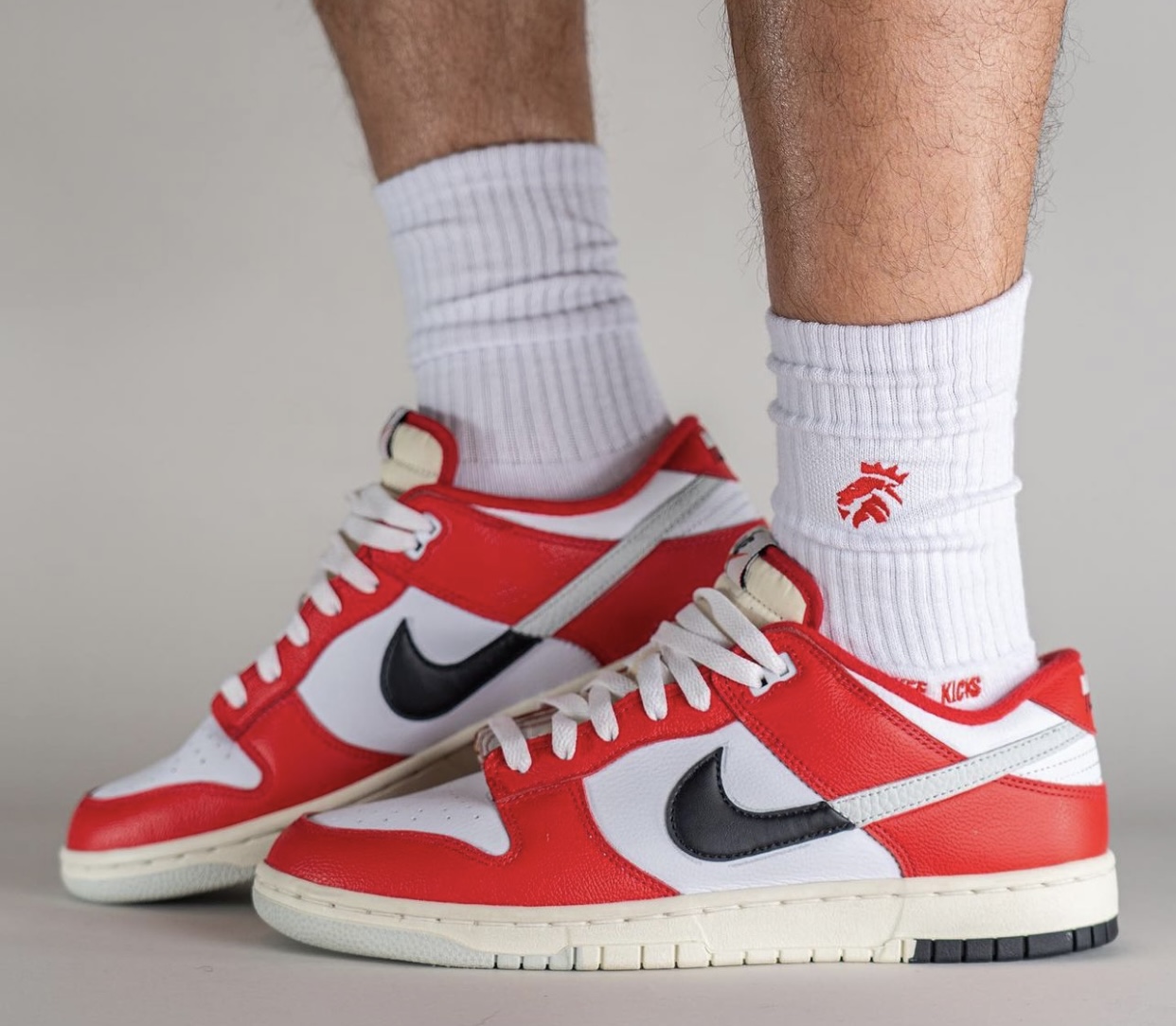 Nike Dunk Low Chicago Split University Red DZ2536-600 Release Date Price