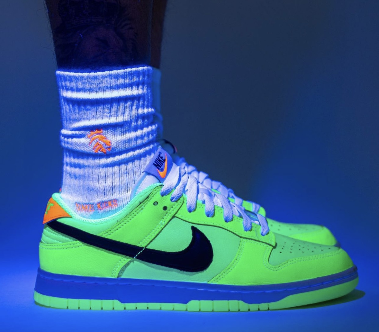 Nike Dunk Low Glow in the Dark UV FJ4610-702 Release Date On-Feet