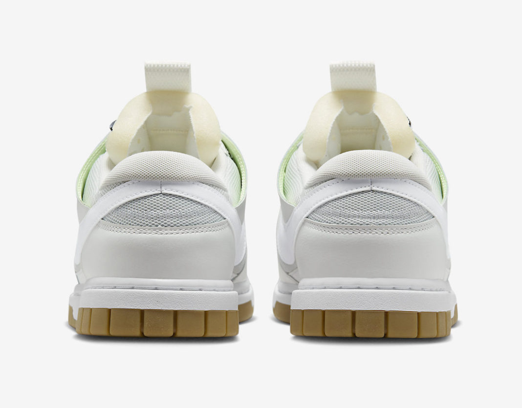 nike dunk low white gum