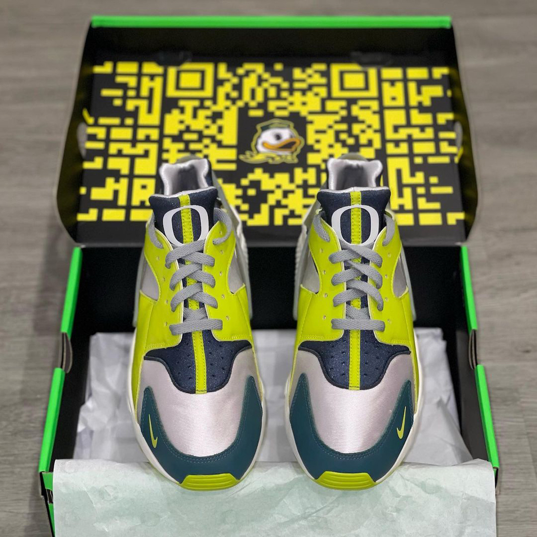 Nike Air Huarache Oregon Ducks FN1485 001 Release Date 3