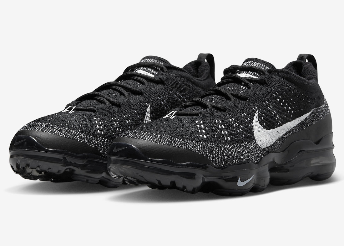 Official Photos of the Nike Air VaporMax 2023 Flyknit “Oreo” | Sneakers ...