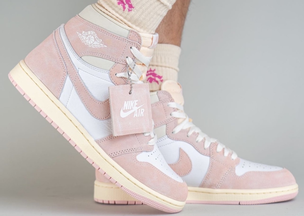 How The Air Jordan 1 High OG “Washed Pink” Looks On-Feet
