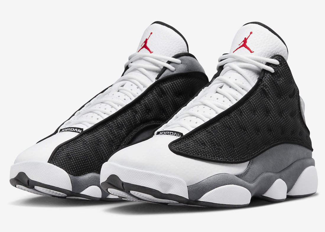 Air Jordan 13 Black/Red (Closer Look) •