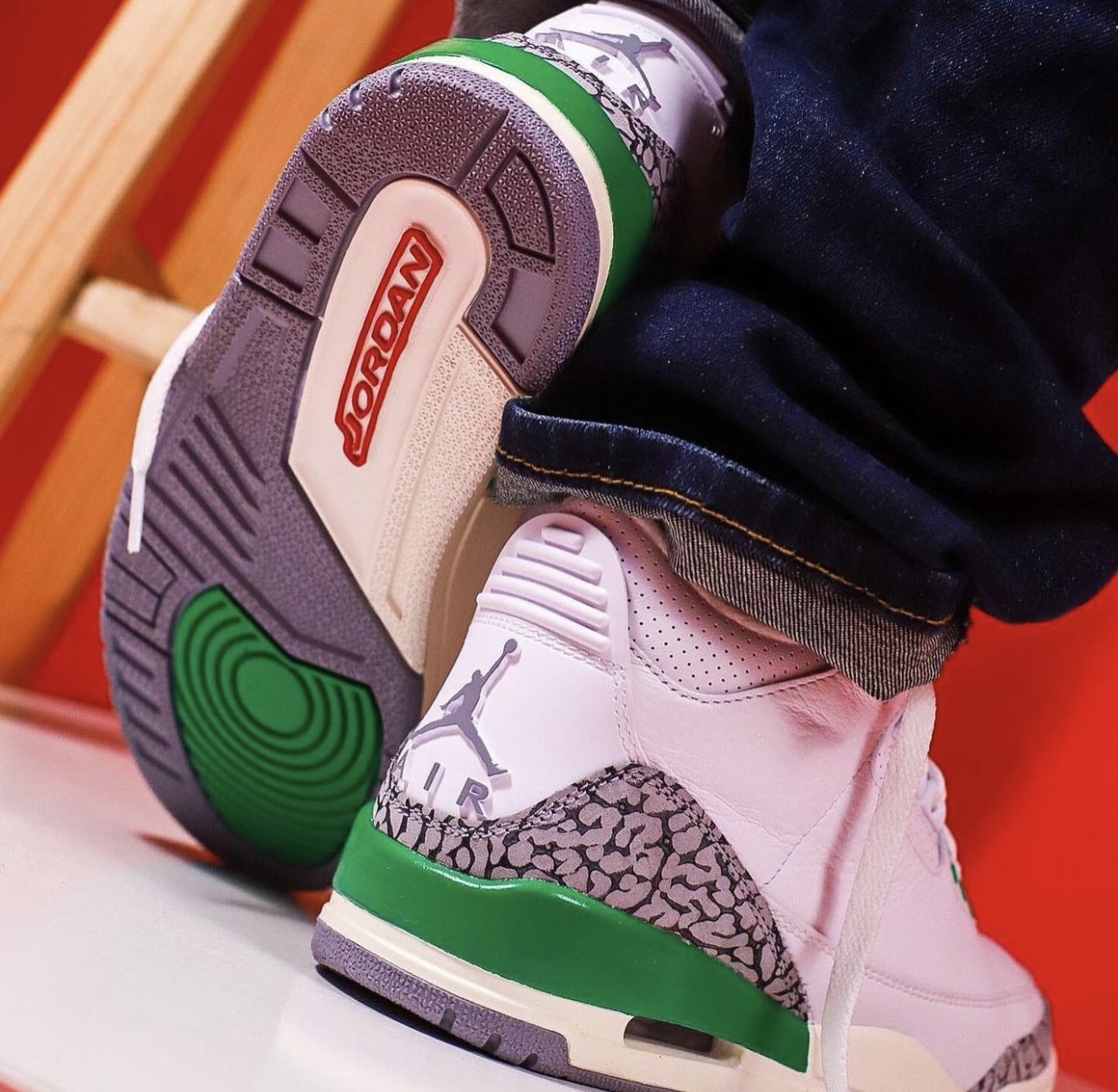 Air Jordan 3 Lucky Green CK9246-136