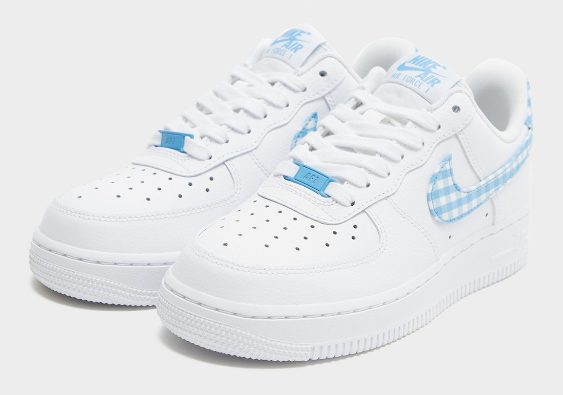 Nike air force shop with blue check