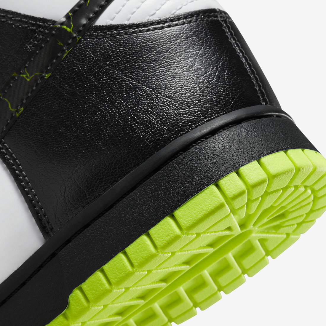Nike Dunk High Electric White Black Volt FD0732-100