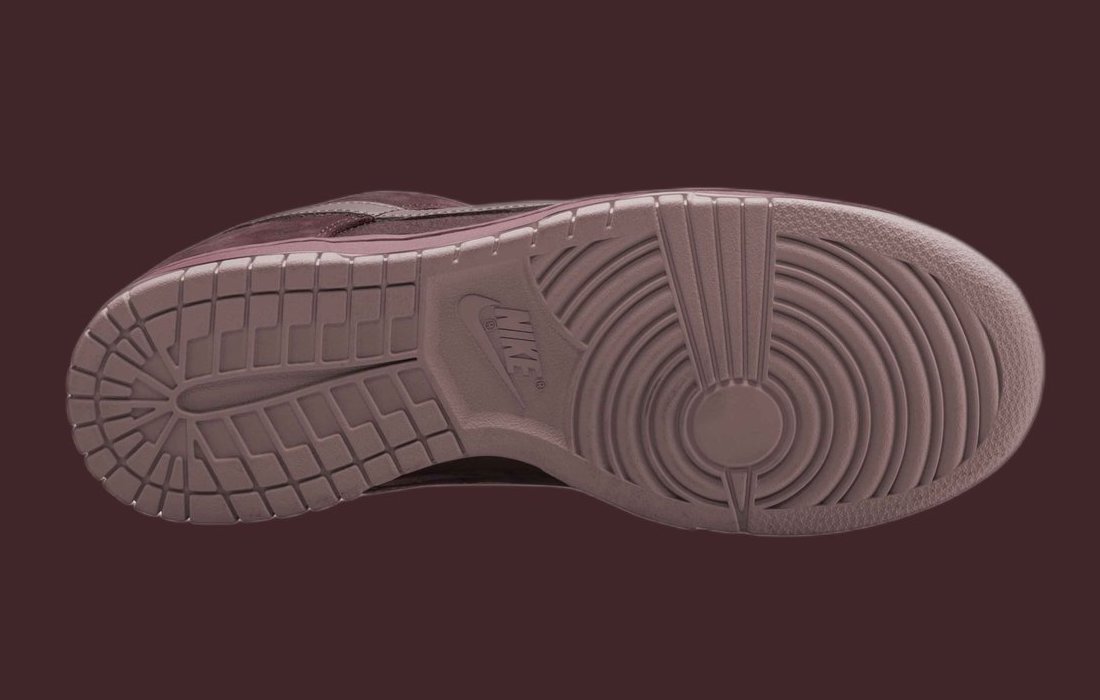 Nike Dunk Low Premium Burgundy Crush FB8895-600