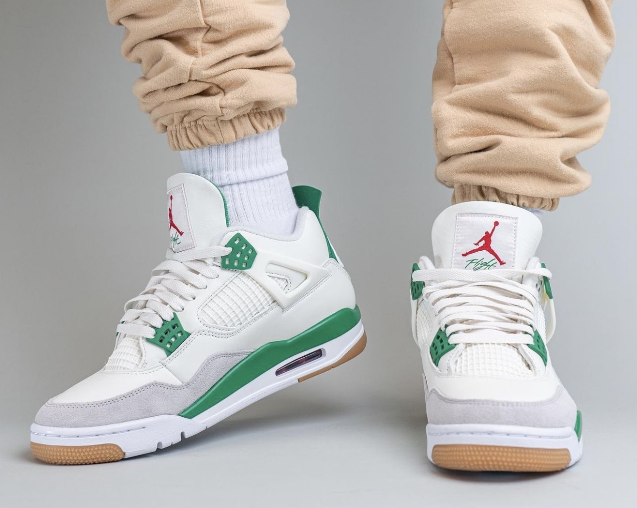 Color: White Nike Air Jordan 4 Pine Green Men's Sneakers Shoes, Material:  Leather