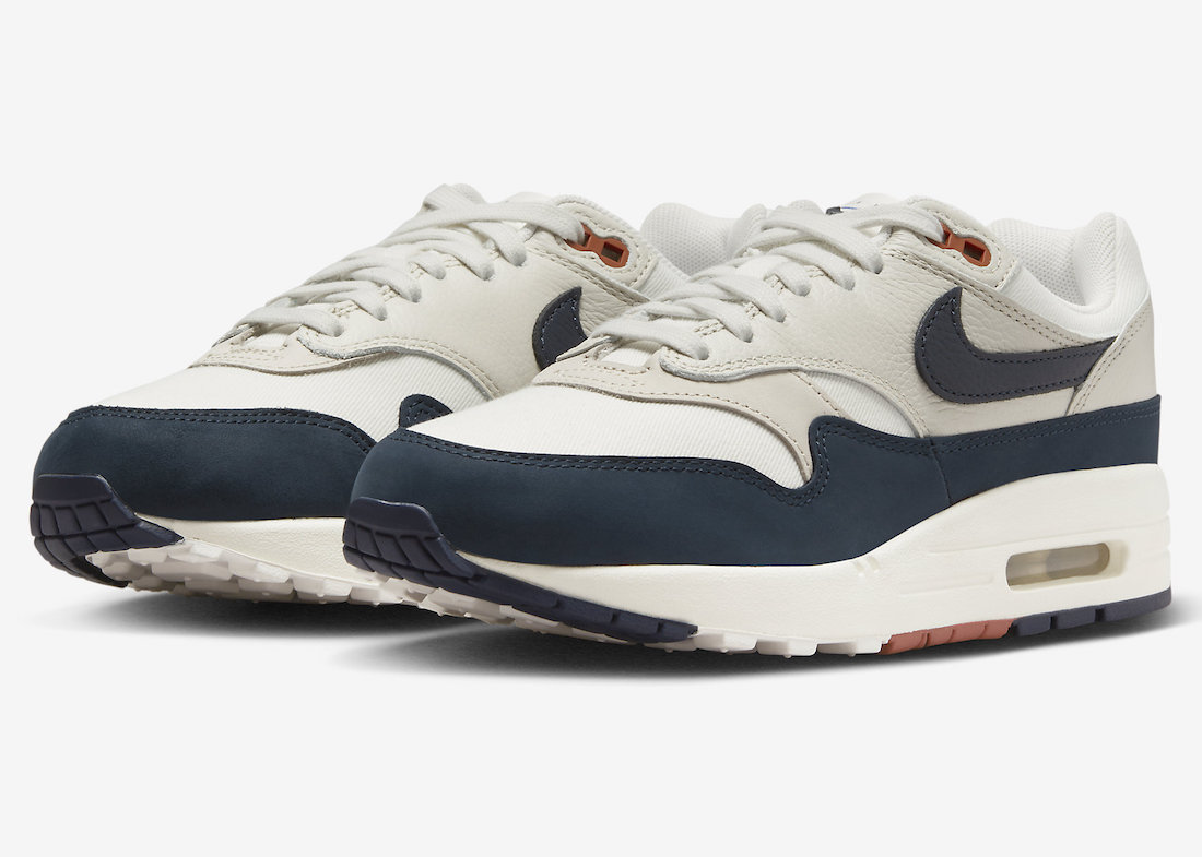 Official Photos of the Nike Air Max 1 “Light Orewood Brown/Obsidian”