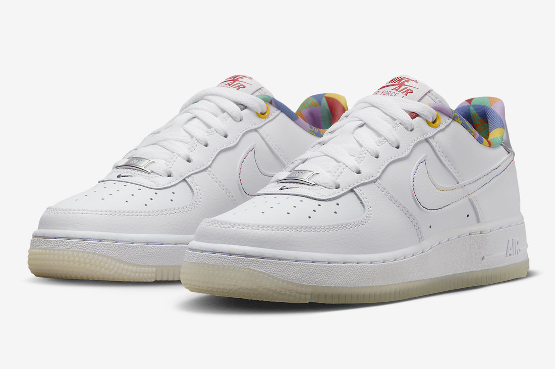 Nike Air Force 1 Low For Kids With Multi-Color Pattern Lining