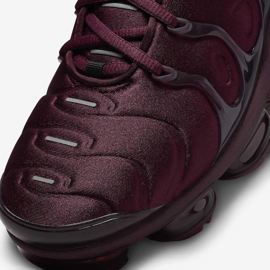 Nike Vapormax Plus Burgundy FN6850-681 Release Date