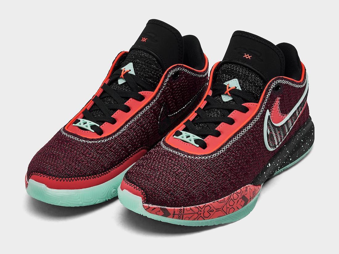Nike LeBron XX Grade School Basketball Shoes (Black/Red)