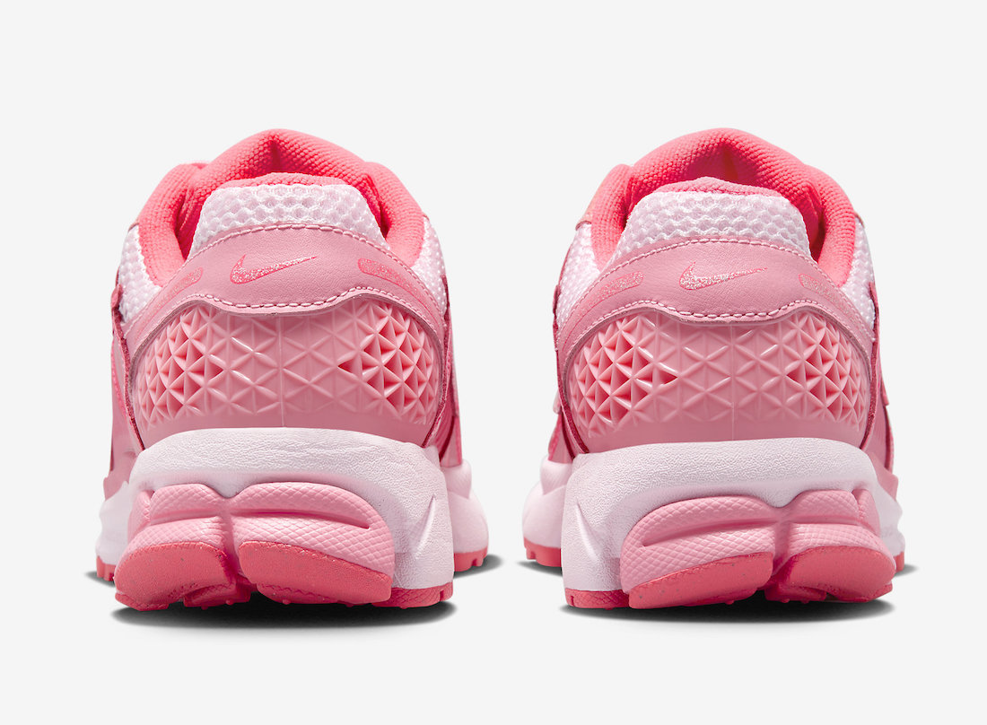 Nike Zoom Vomero 5 Triple Pink