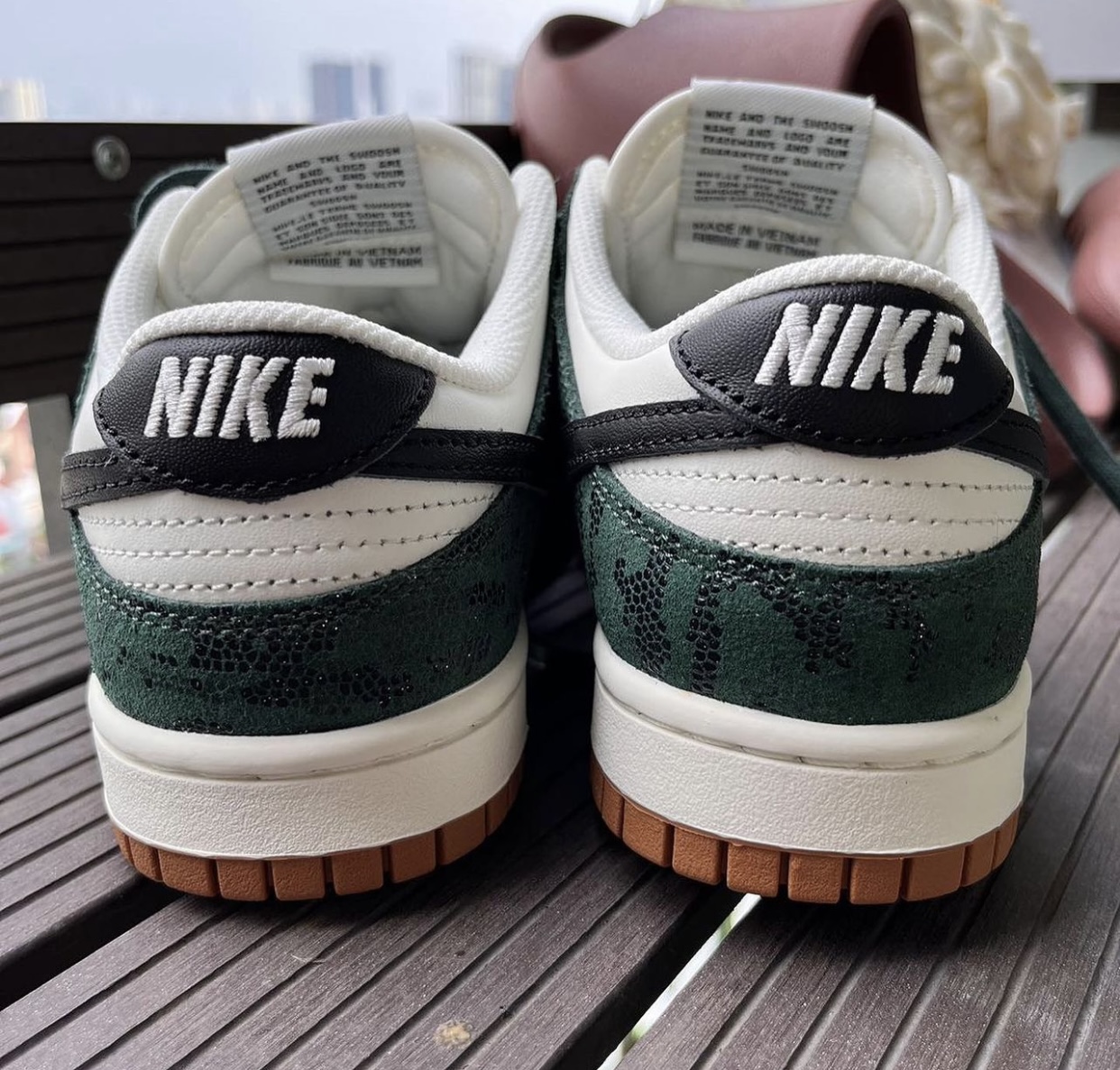 Nike Dunk Low Green Snake Heel FQ8893-397