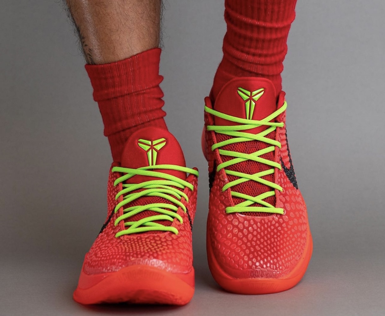 Nike essential Kobe 6 Protro Reverse Grinch FV4921 600 On Feet 4
