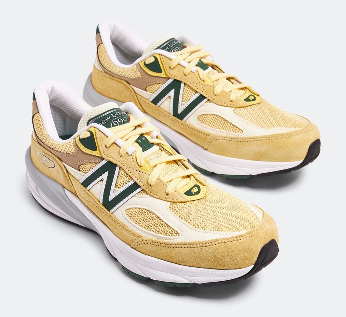 New Balance 990v6 Made in USA Pale Yellow U990TE6 with Forest Green accents