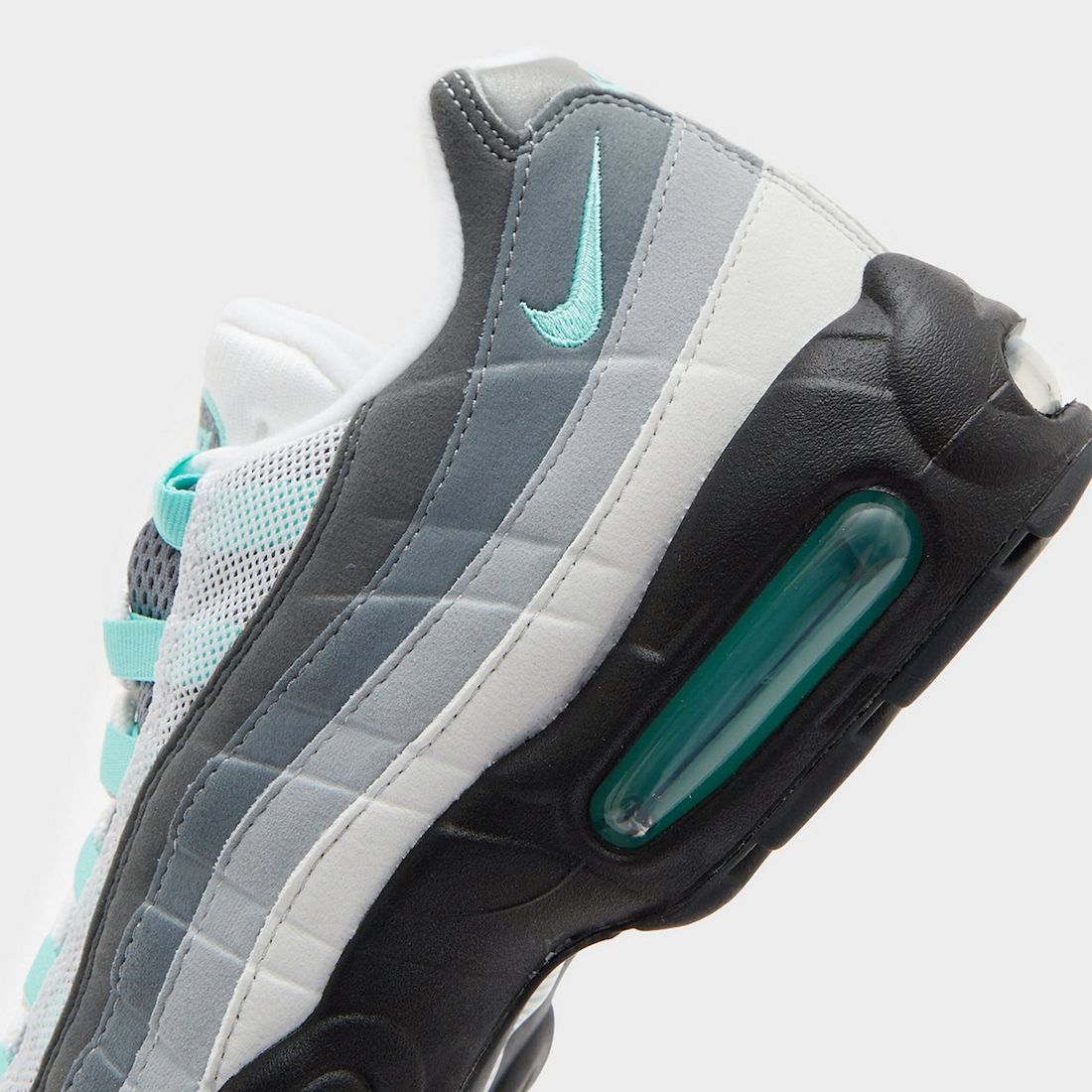 Nike Air Max 95 Hyper Turquoise FV4710 100 Release Date 5