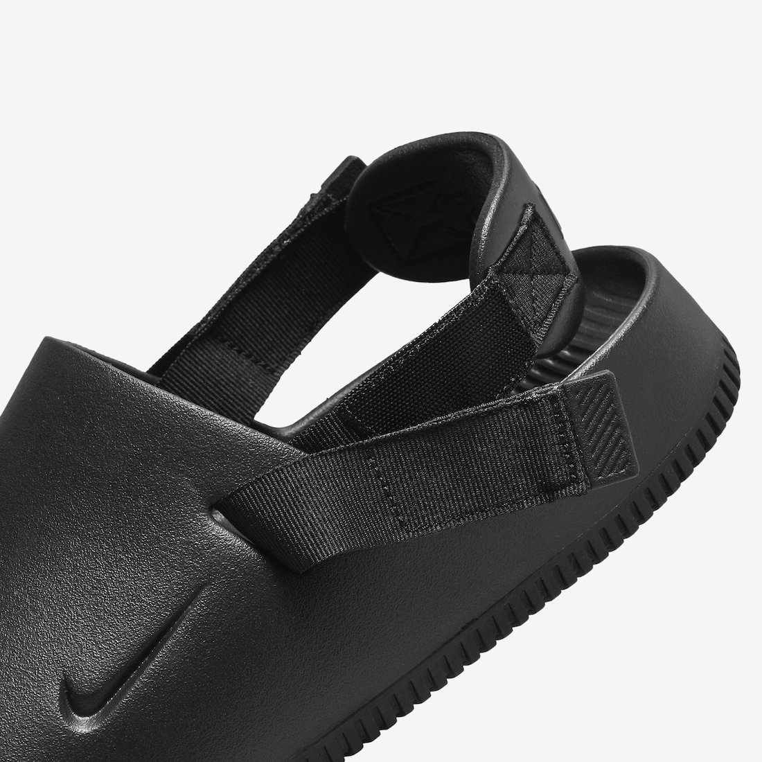 Nike Calm Mule back heel strap