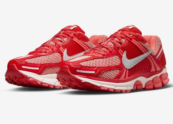 Nike Zoom Vomero 5 University Red FN6833-657-4 Nike Zoom Vomero 5 University Red FN6833-657