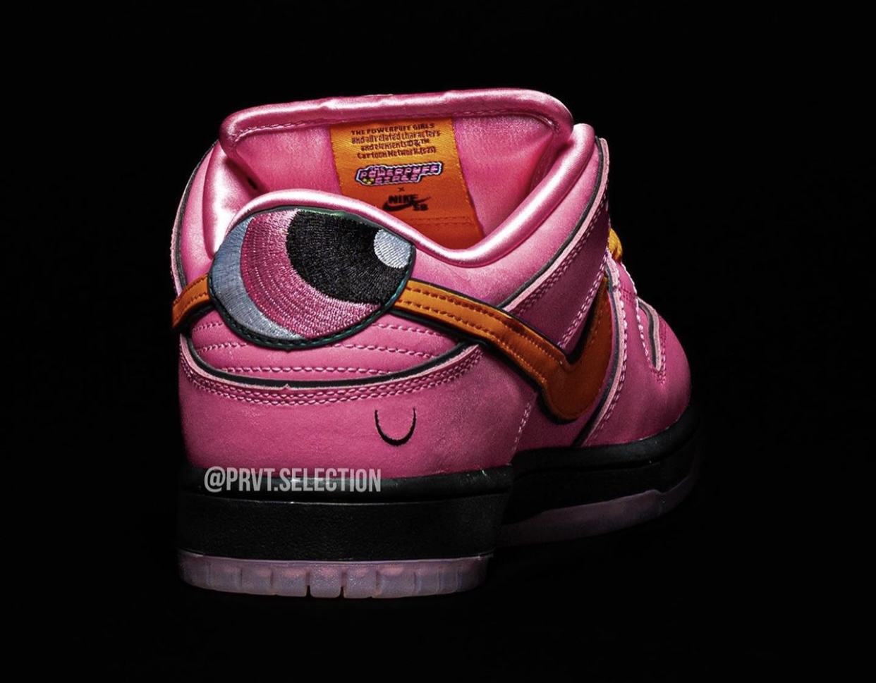 The Powerpuff Girls x Nike SB Dunk Low eye logo heel