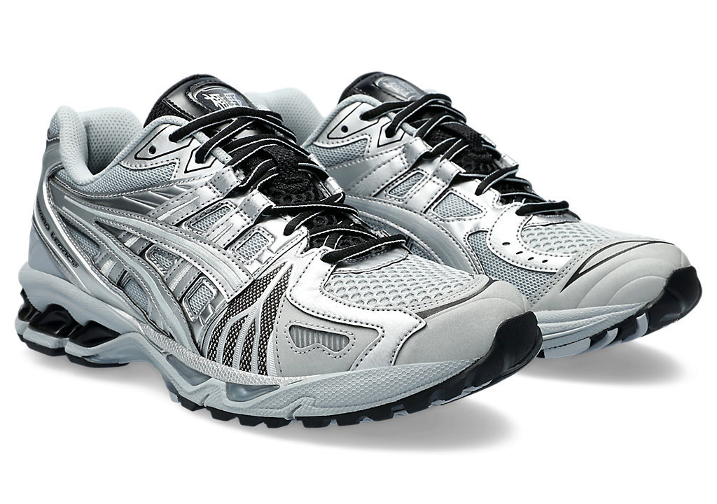 ASICS Gel Kayano Legacy Pure Silver 1203A325-020