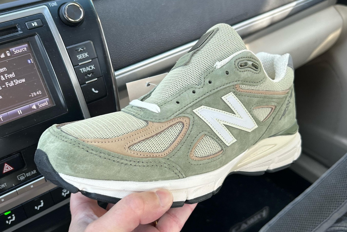 New Balance 990v4 Made in USA Surfaces in Olive Green