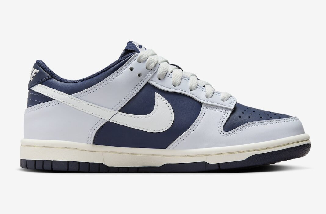 Nike Dunk Low GS Football Grey Midnight Navy FB9109-002