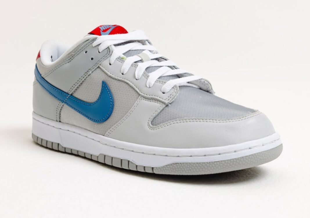Nike Dunk Low Silver Surfer 2024 1068x750